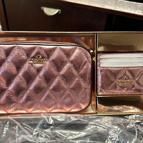 *BOGO FREE* NWT Kate Spade Glimmer Quilted Metallic Boxed Crossbody Set - Picture 1 of 7